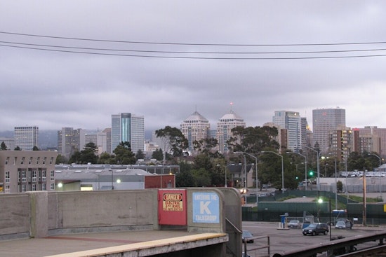 Oakland Gets Soaked As Lunchtime Thunder Threatens Commute