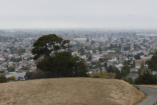 Oakland Wakes In Fog Before Tuesday Soaker Slams Commute