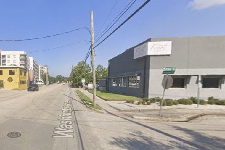 Off-Duty Harris County Deputy Jumped Outside Washington Ave Hotspot, Cops Say