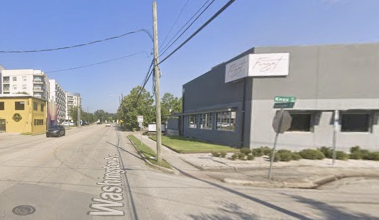 Off-Duty Harris County Deputy Jumped Outside Washington Ave Hotspot, Cops Say