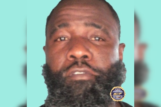 Officer Shot as Cops Swarm Highway Into Downtown Memphis