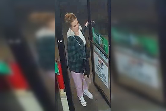 OKC Cops Hunt Convenience Store Suspect In Stolen Card Case