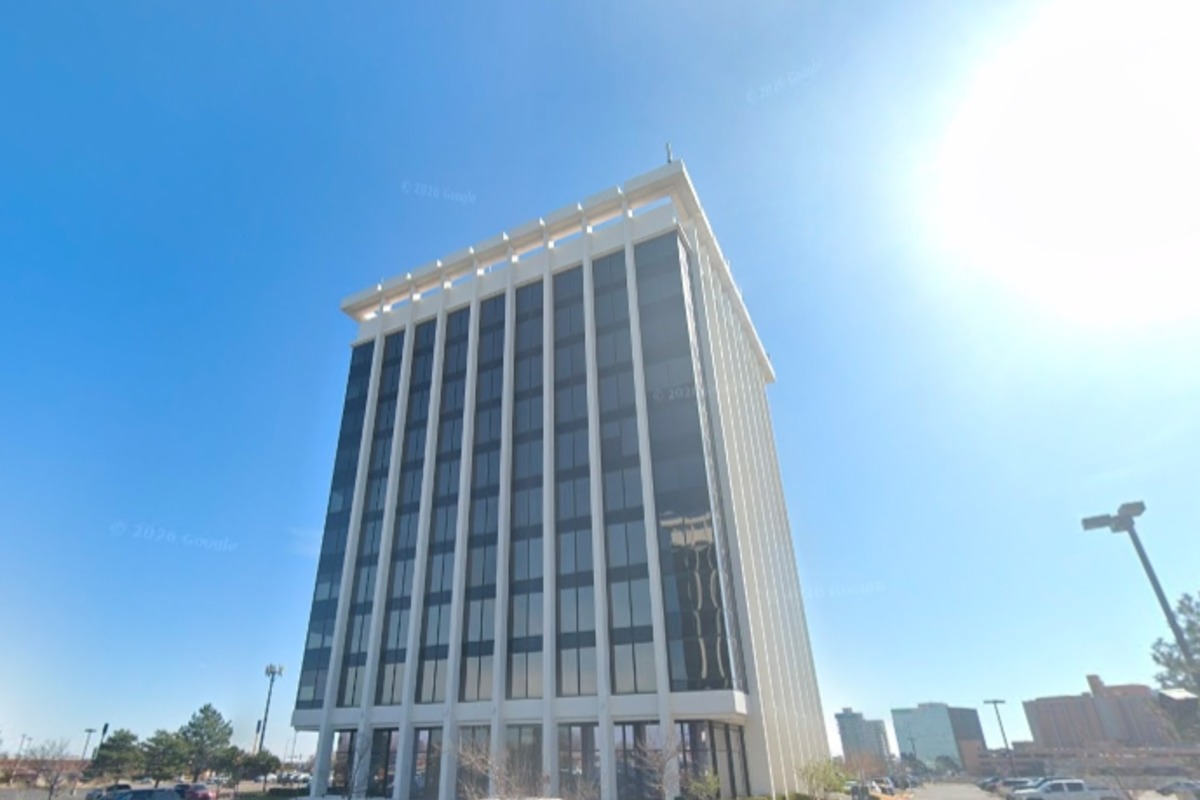 OKC Developer Snaps Up Landmark Towers In $16.25 Million Apartment