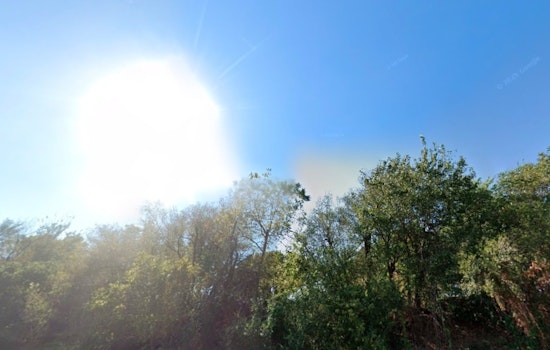 Oklahoma City Greets Cool Mornings with Promise of Warmer Days Ahead
