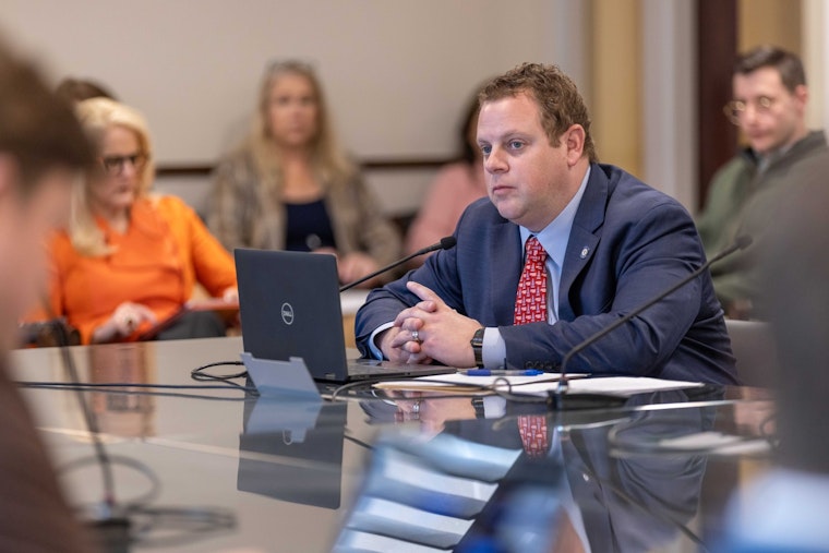 Oklahoma House Advances Bill to Shield Residents and Small Businesses from Data Center Energy Cost Hikes