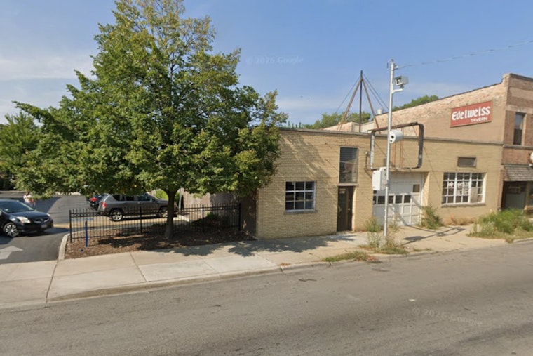 Old Avondale Auto Shop Gets Late-Night Makeover As Tune-Up Bar Rolls In