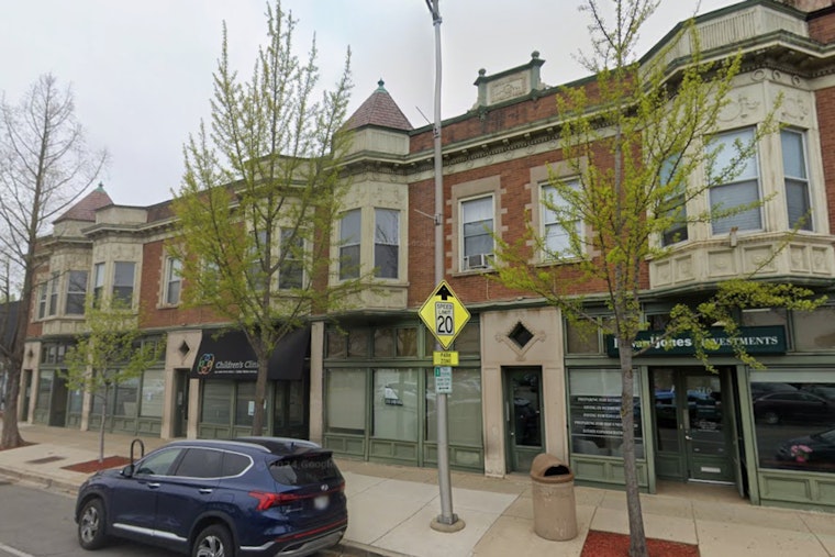 Old National Drags Downtown Oak Park Building Into Investor Foreclosure Fight