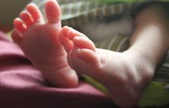 Orlando Couple Says IVF Clinic Implanted Stranger's Embryo