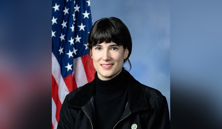 Paint-Slinging Protesters Target Portland Auto Shop Tied To Rep. Gluesenkamp Perez