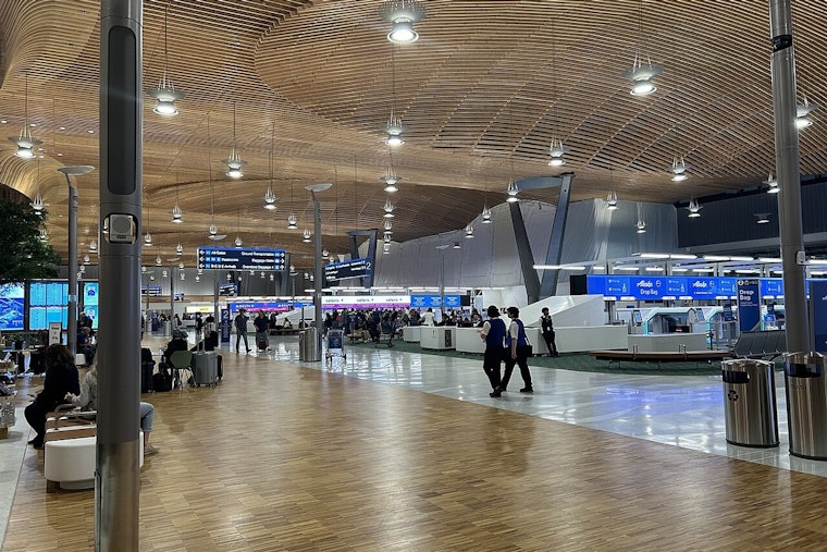 PDX Cleaver Scare, Hidden Blade Triggers Flight Chaos And TSA Backlash