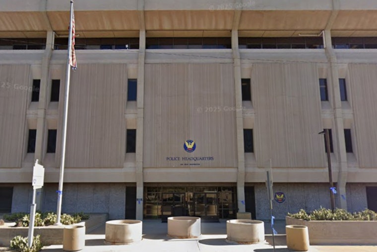 Phoenix Cops Cash In As City’s Top Earners