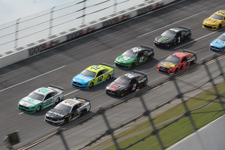 Phoenix Raceway Set To Roar As NASCAR, IndyCar Take Over Valley Weekend