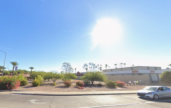 Phoenix Sizzles Into Weekend as Desert Nights Flirt With Record Warm Lows