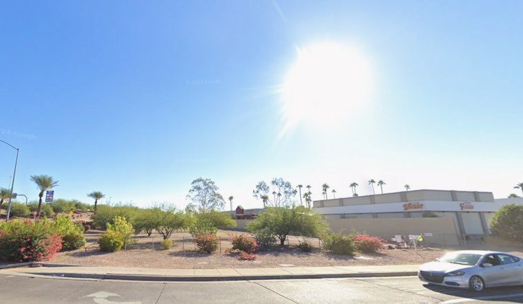 Phoenix Sizzles Into Weekend as Desert Nights Flirt With Record Warm Lows