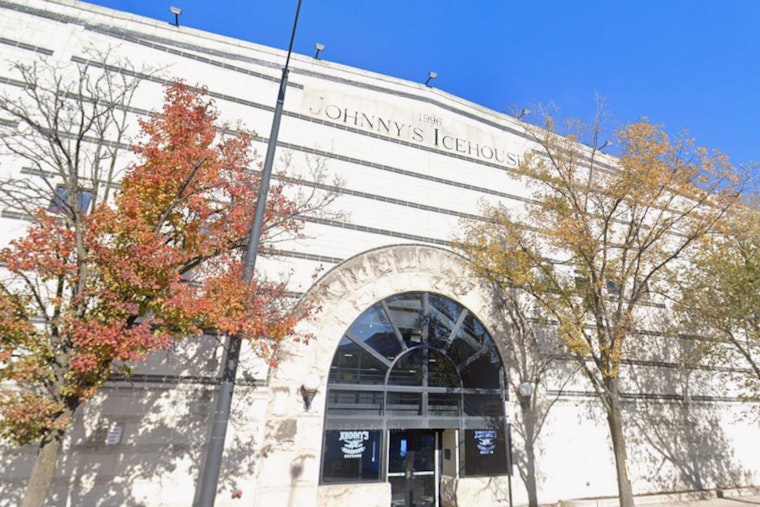 Pickleball Crew Snaps Up West Loop Ice Rink Near United Center