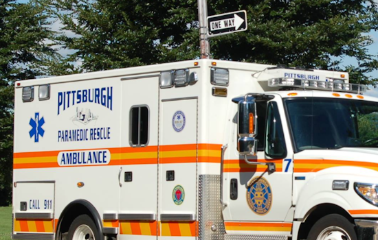 Pittsburgh Medic Benched After Alleged Glove-for-Pizza Swap at Local Shop