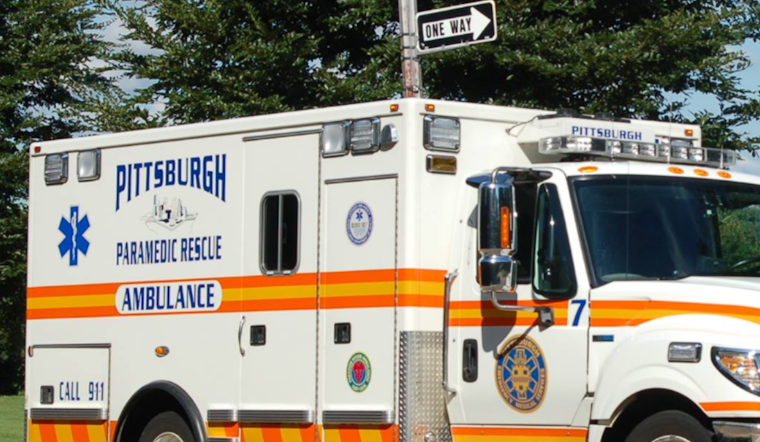 Pittsburgh Medic Benched After Alleged Glove-for-Pizza Swap at Local Shop