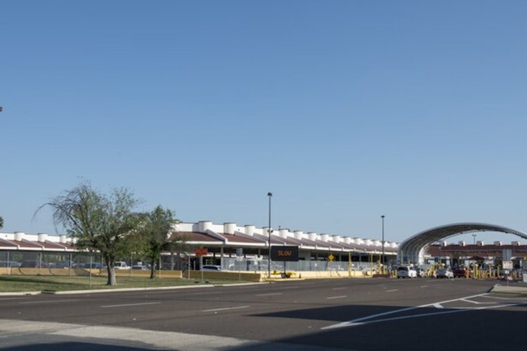 Pre-Dawn Abrazo Lockdown To Shut Juarez-Lincoln Bridge In Laredo