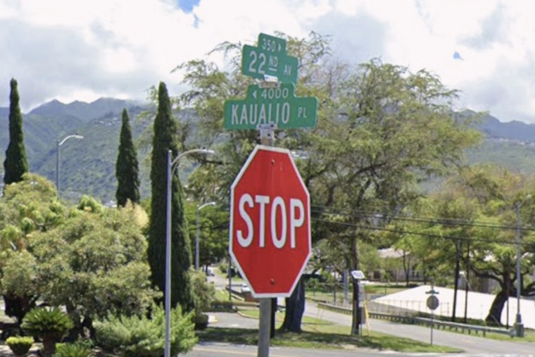 Pre-Dawn Blaze Guts Kahala Two-Story as Roof Partially Caves