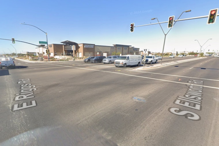 Late-Night Riggs Road Horror as One Dead, Four Hurt Near Queen Creek