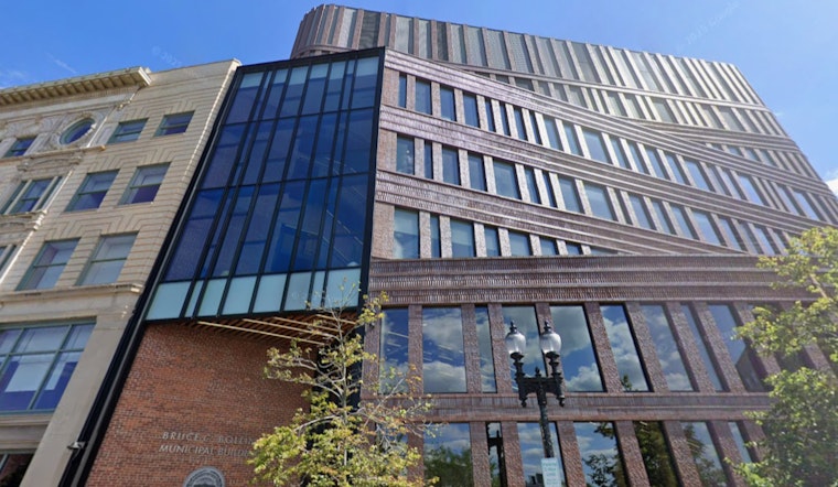 Report Highlights Contrast Between Suburban and Urban School Conditions in Massachusetts