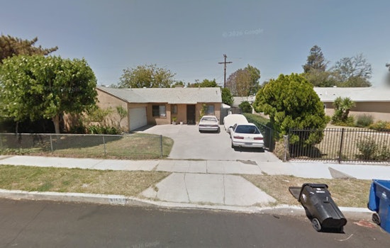 Reseda Blaze Draws LAFD Swarm To Yarmouth Avenue