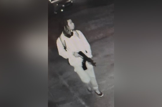 Reserve Cops Hunt Mystery Man Caught On Camera After Street Gunfire