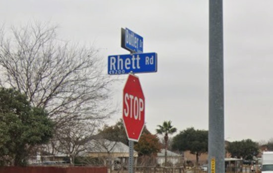 Rhett Road Erupts In Flames As Fire Crews Swarm San Antonio’s West Side
