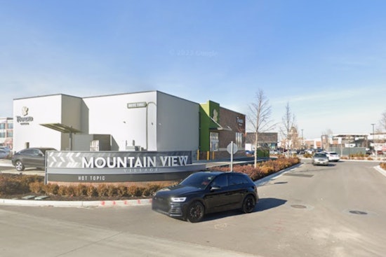 Riverton Gets Its Bowl On as Flower Child Lands in Mountain View Village