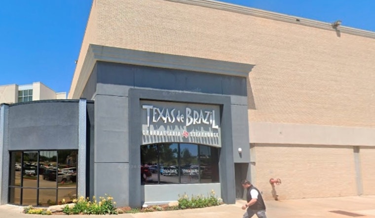 Rooftop Blaze At Penn Square Mall Sends Texas De Brazil Diners Fleeing
