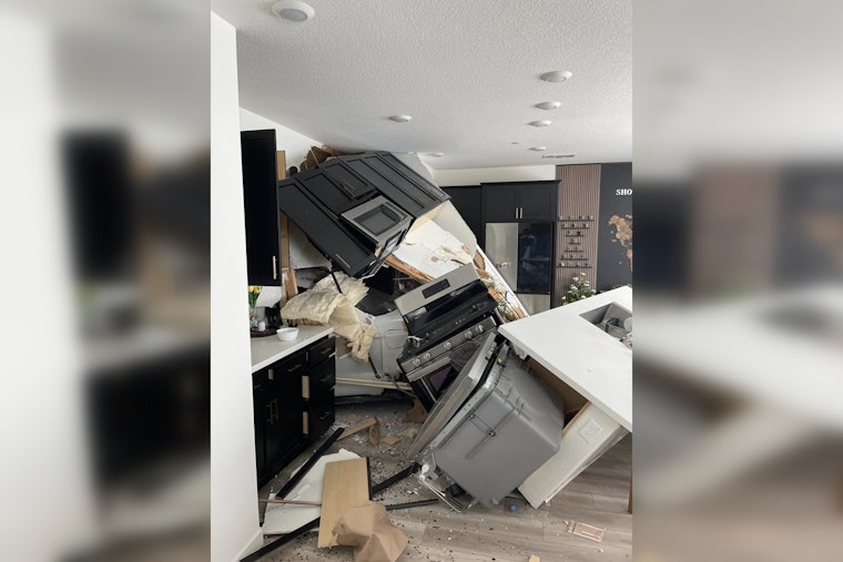 Roseville Kitchen Turns Into Drive-Thru After Apparent Medical Emergency