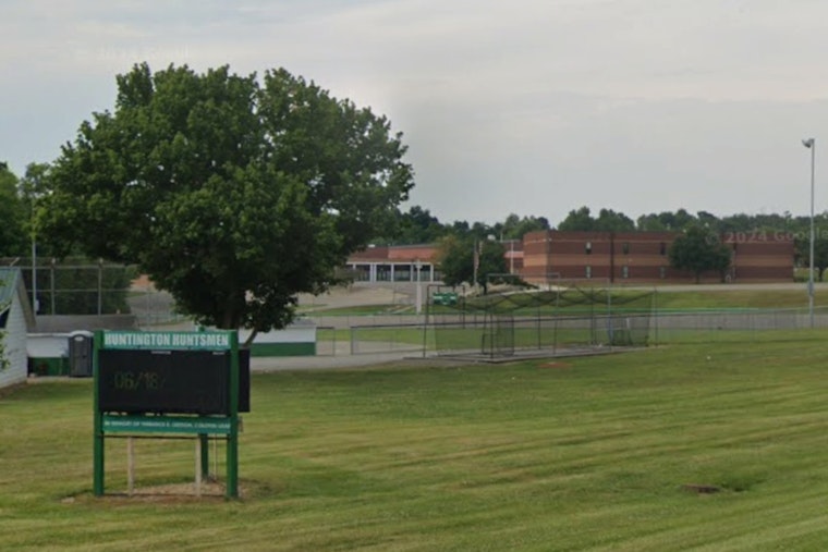 Ross County School Closes Amid Second Bomb Threat in a Month, Law Enforcement Scours Huntington Grounds