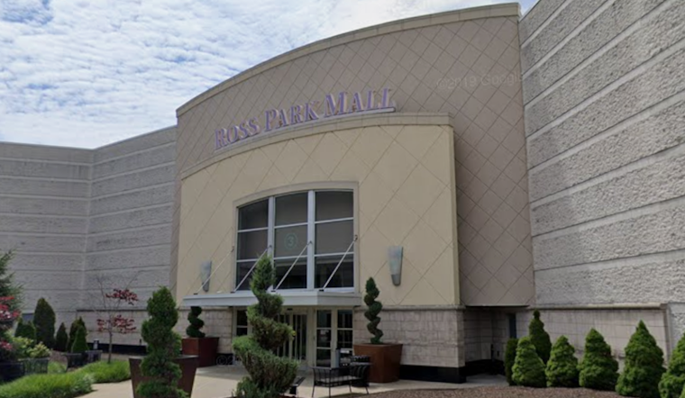 Ross Park Mall in Pittsburgh Reopens After Early Morning Fire Beneath Floors, Fire Department Vehicle Involved in Collision En Route