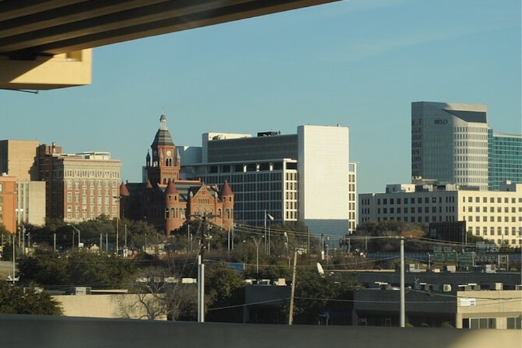 Rowdy South Winds Whip Dallas As Temps Rocket Into The 70s