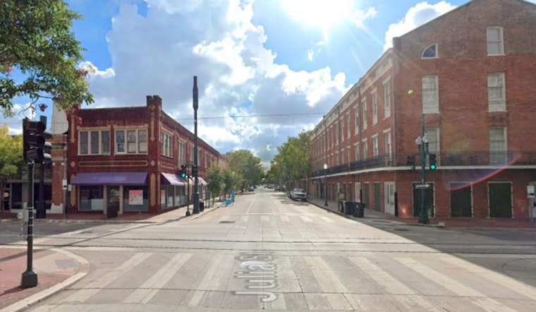 Sagging St. Charles Corner Sends Parade Crowd Scrambling