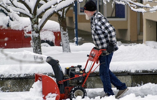 Salem Mulls Stricter Fines for Snow-Clogged Sidewalks as Residents Navigate Icy Hazards