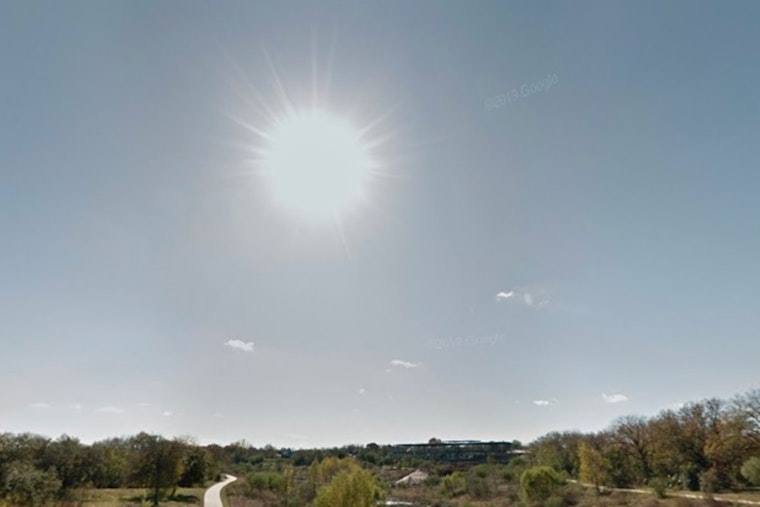 San Antonio Braces for Sunny Skies, Snappy Winds and Fire Fears