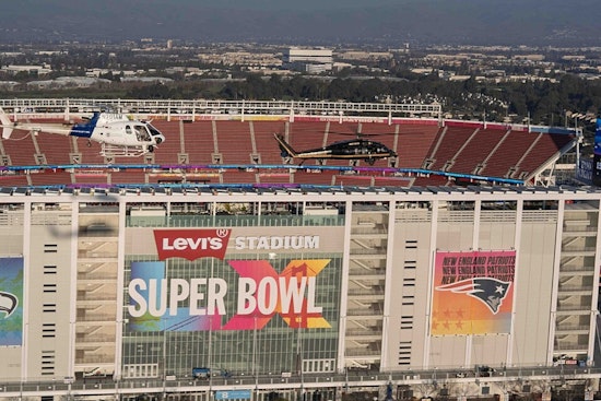 Santa Clara Super Bowl Crowd Stunned As Patriots Rookie Flattens Shirtless Field Crasher