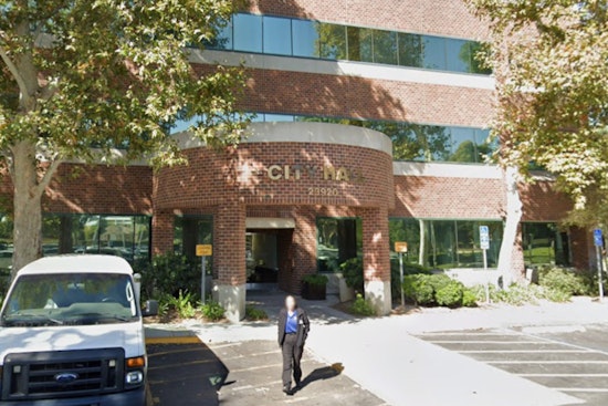 Santa Clarita Council Speeds Through Main Street Deal And Hydrogen Bus Buy