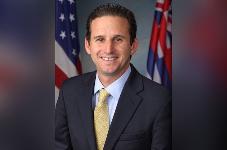 Schatz Rolls Out 4.1% Federal Pay Bump As Wage Gap Widens
