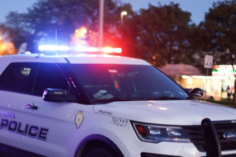 Shots Ring Out Inside Aurora Senior Complex As Cops Swarm Heather Gardens