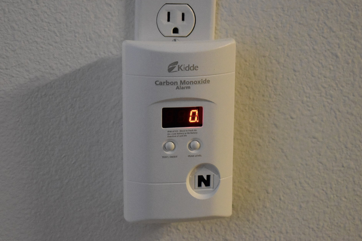Six Hospitalized After Carbon Monoxide Readings On Kings Street