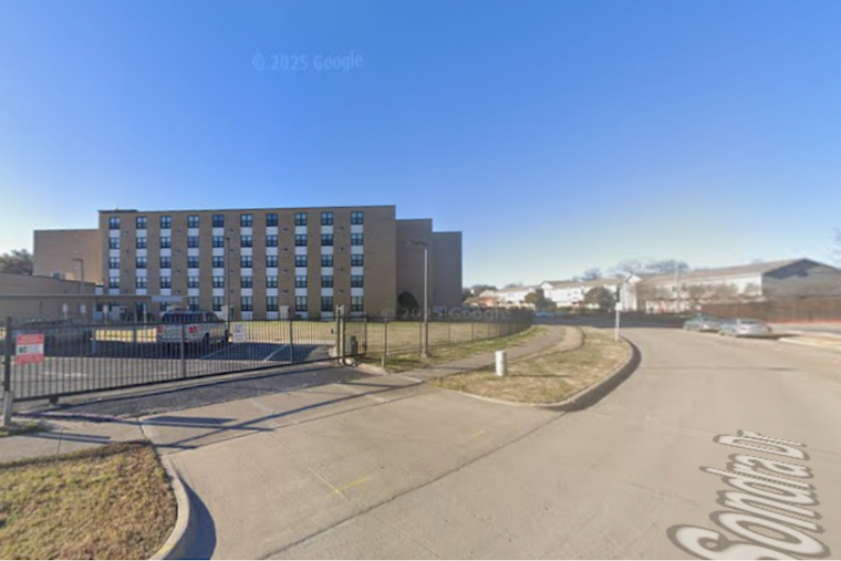 Smoke-Choked Seniors Flee Two-Alarm Blaze at Fort Worth Five-Story Care Complex