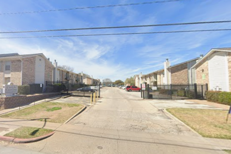 South Fort Worth House Dispute Ends In Gunfire, Gunman Still On The Run