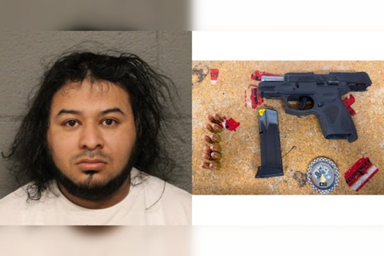 South Loop Traffic Stop Ends With Stolen Gun, Toddler In Backseat