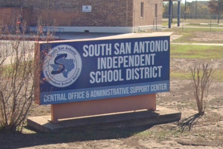 South San Bets On Teach For America In High-Stakes Teacher Crunch