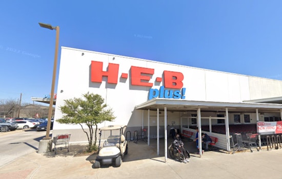 Southeast Austin H-E-B Evacuated After Small Aisle Fire