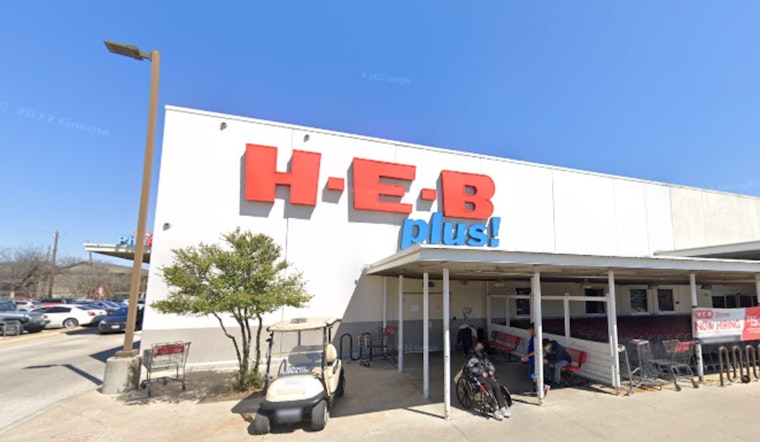 Southeast Austin H-E-B Evacuated After Small Aisle Fire