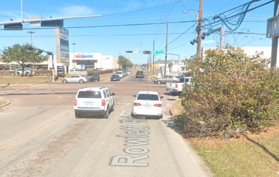 Southeast Houston Block Fumes Over Utility Box Left Wide Open