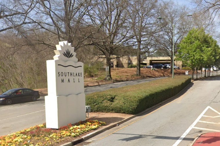 Southlake Mall Sears Turns Into Center Ring For Georgia Wrestling Finals